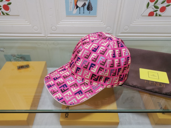 ブランド帽子正面デザイン